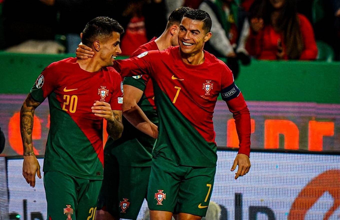 关于那不勒斯发布备战花絮，赛后迎来里程碑，欧超杯任务艰巨，医务组通报恢复的信息-英雄联盟S15比赛时间